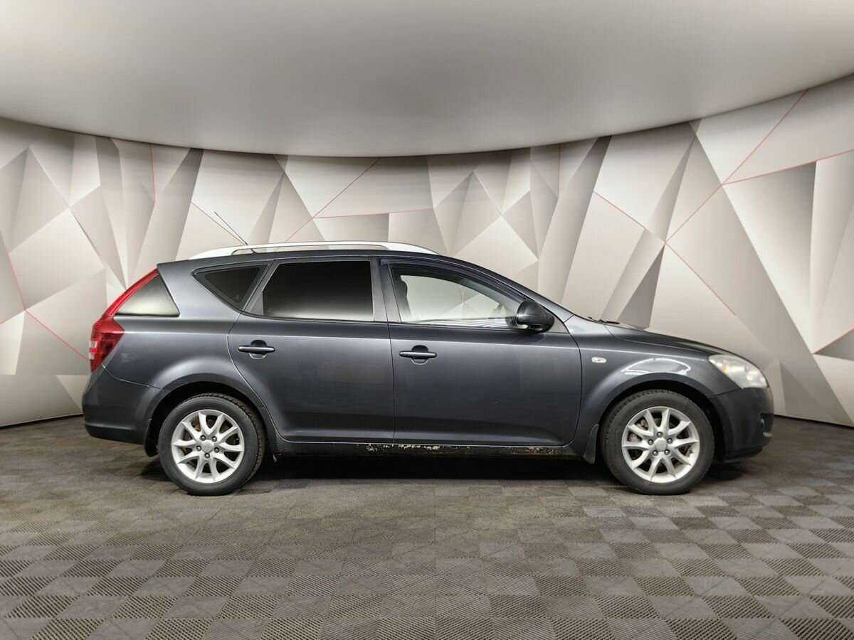 Kia Ceed с пробегом — 2009 год. Фото: #5