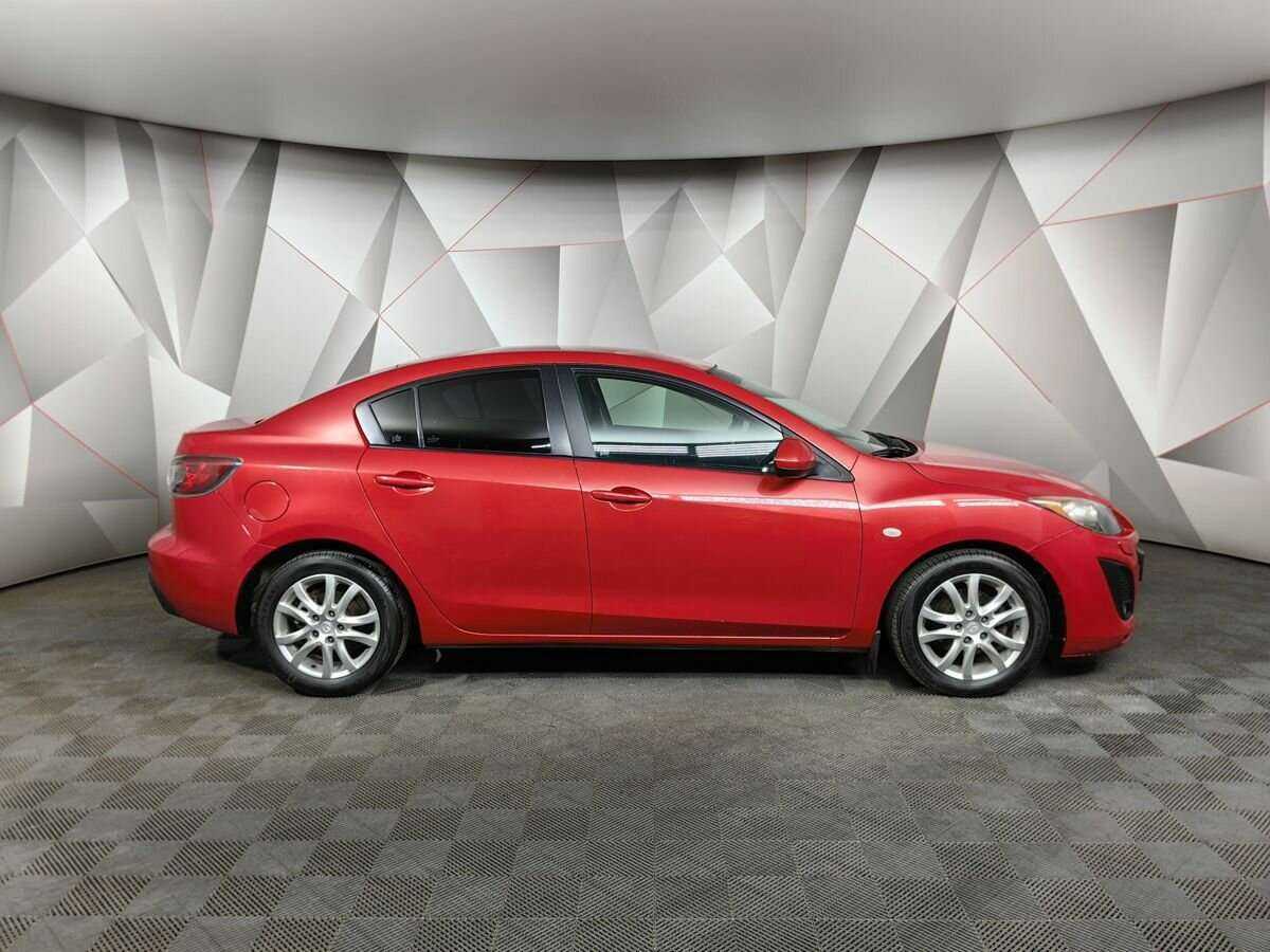 Mazda 3 с пробегом — 2010 год. Фото: #5