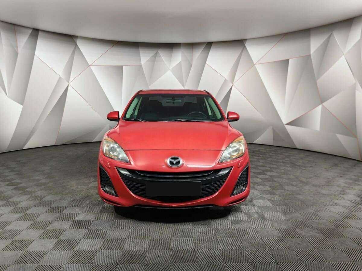 Mazda 3 с пробегом — 2010 год. Фото: #6