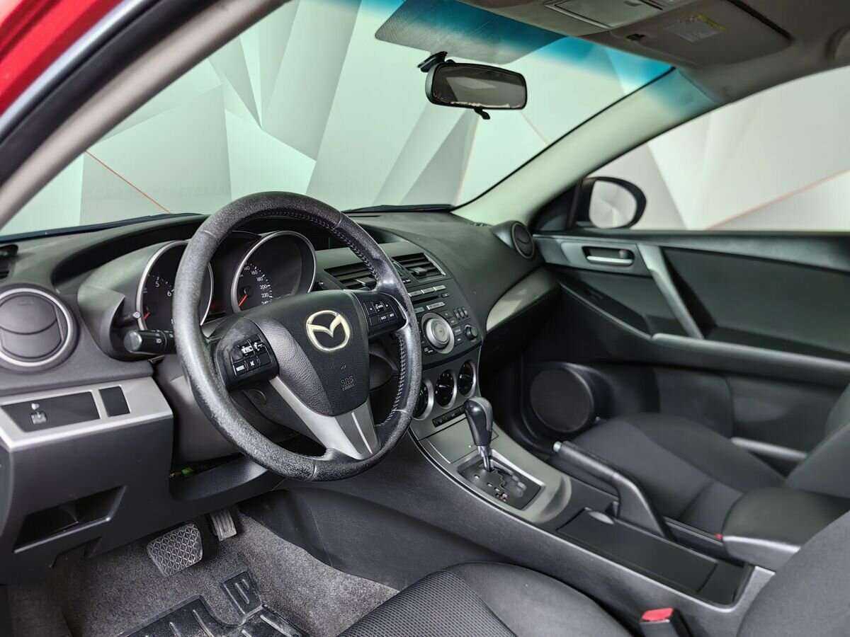 Mazda 3 с пробегом — 2010 год. Фото: #12
