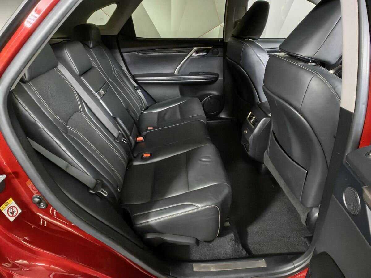 Lexus RX с пробегом — 2016 год. Фото: #11