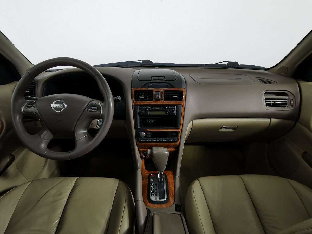 Nissan Maxima с пробегом — 2004 год. Фото: #9