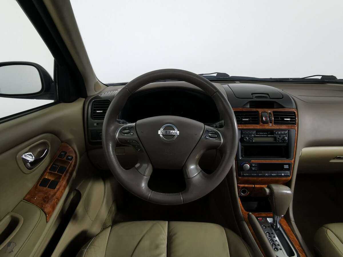 Nissan Maxima с пробегом — 2004 год. Фото: #15