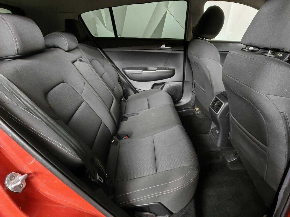 Kia Sportage с пробегом — 2017 год. Фото: #11