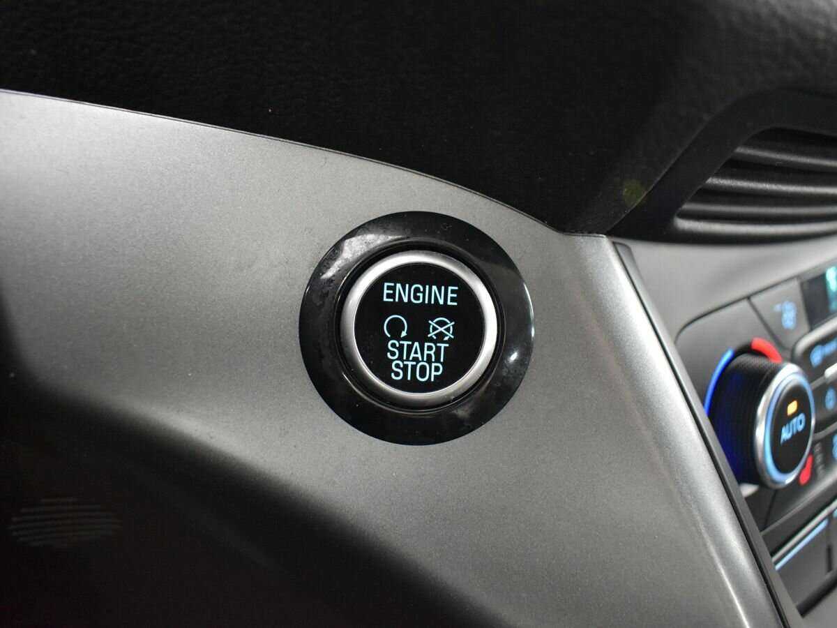 Ford Kuga с пробегом — 2017 год. Фото: #13