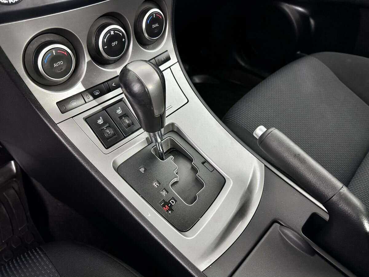 Mazda 3 с пробегом — 2011 год. Фото: #14