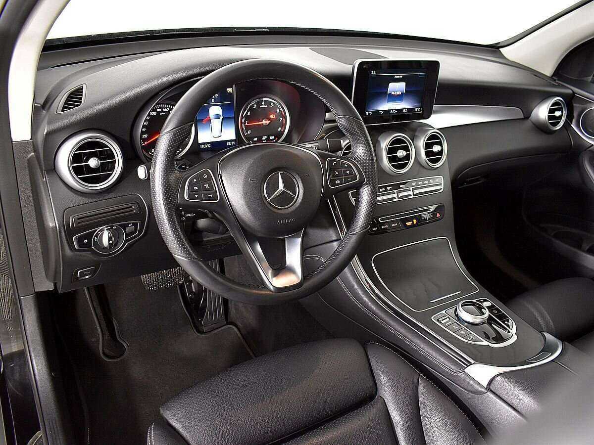 Mercedes-Benz GLC с пробегом — 2018 год. Фото: #6