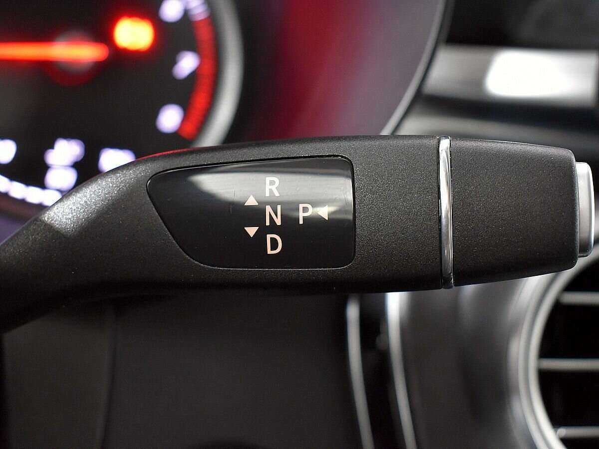 Mercedes-Benz GLC с пробегом — 2018 год. Фото: #12