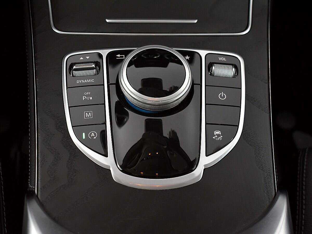 Mercedes-Benz GLC с пробегом — 2018 год. Фото: #17