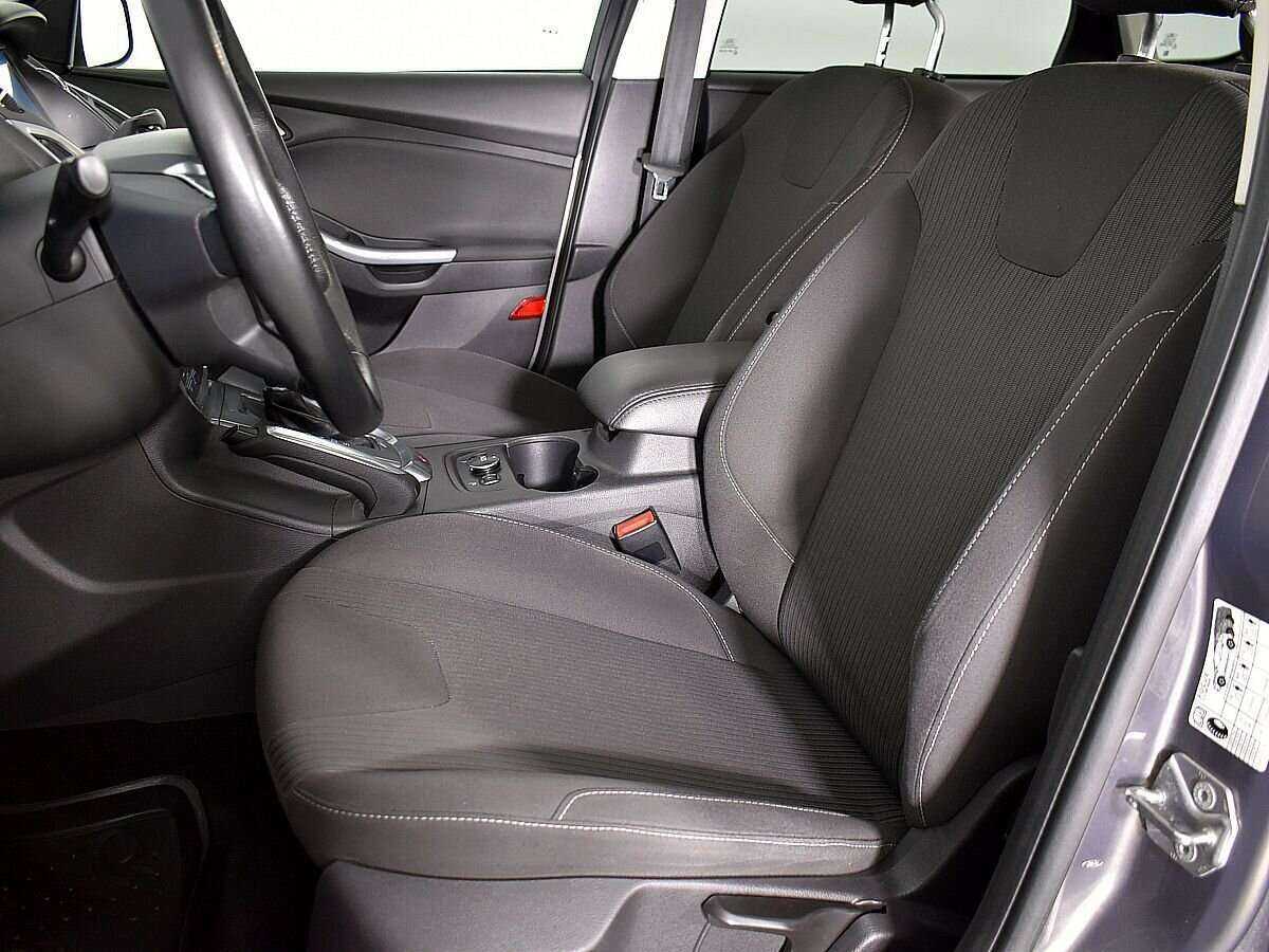 Ford Focus с пробегом — 2011 год. Фото: #5