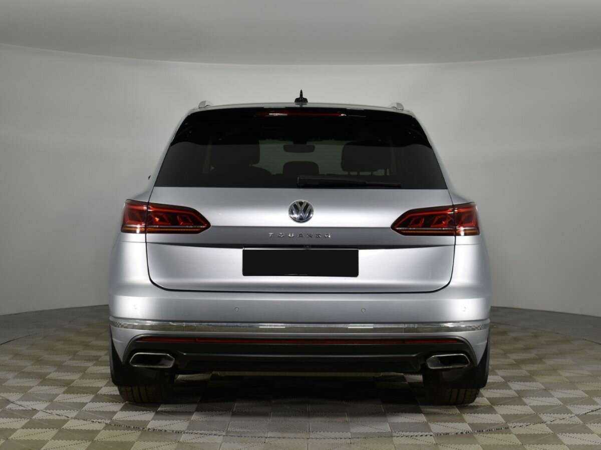 Volkswagen Touareg с пробегом — 2019 год. Фото: #3