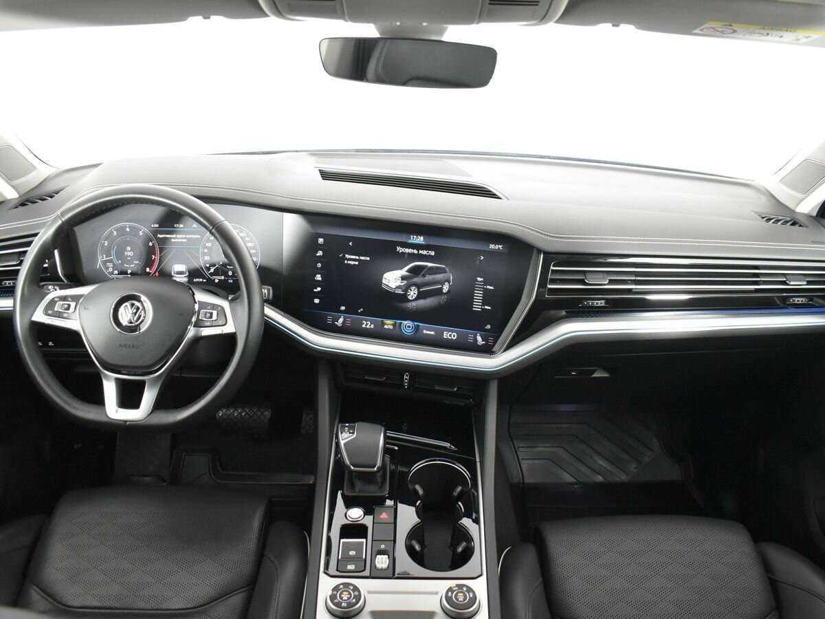 Volkswagen Touareg с пробегом — 2019 год. Фото: #9