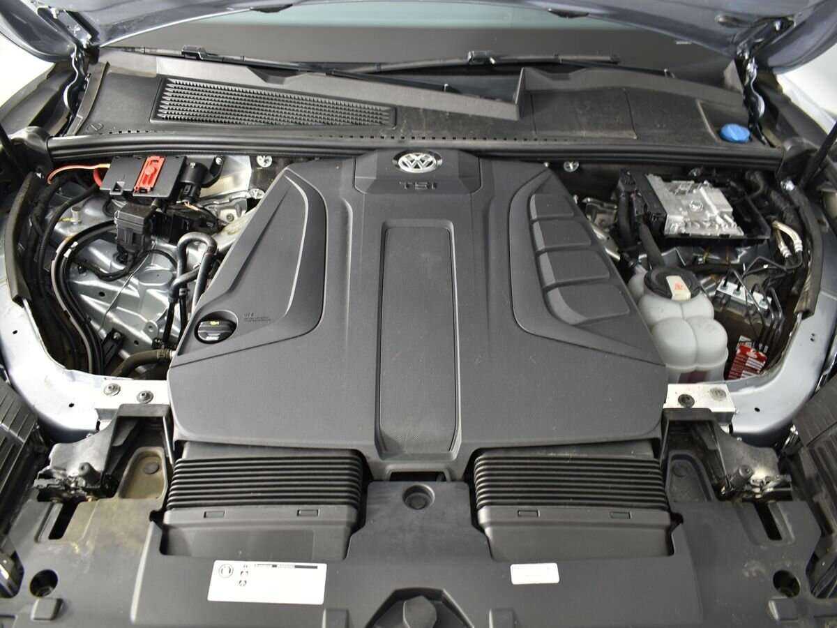 Volkswagen Touareg с пробегом — 2019 год. Фото: #21