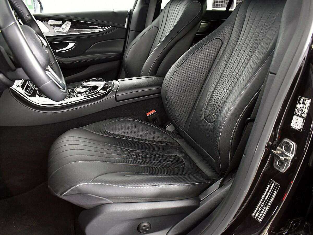 Mercedes-Benz CLS с пробегом — 2019 год. Фото: #7