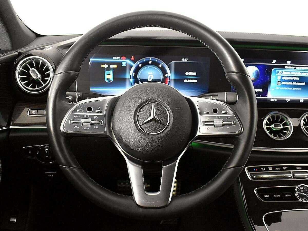 Mercedes-Benz CLS с пробегом — 2019 год. Фото: #10