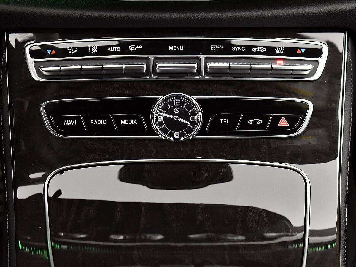 Mercedes-Benz CLS с пробегом — 2019 год. Фото: #14