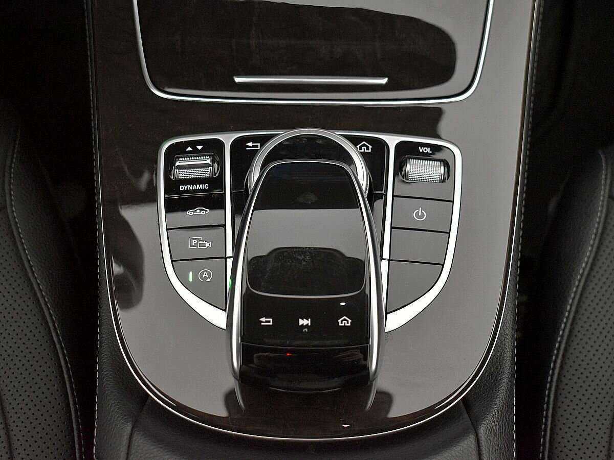 Mercedes-Benz CLS с пробегом — 2019 год. Фото: #16