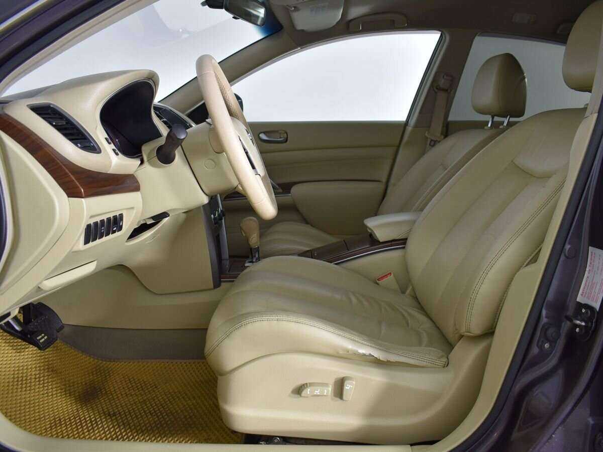 Nissan Teana с пробегом — 2011 год. Фото: #7