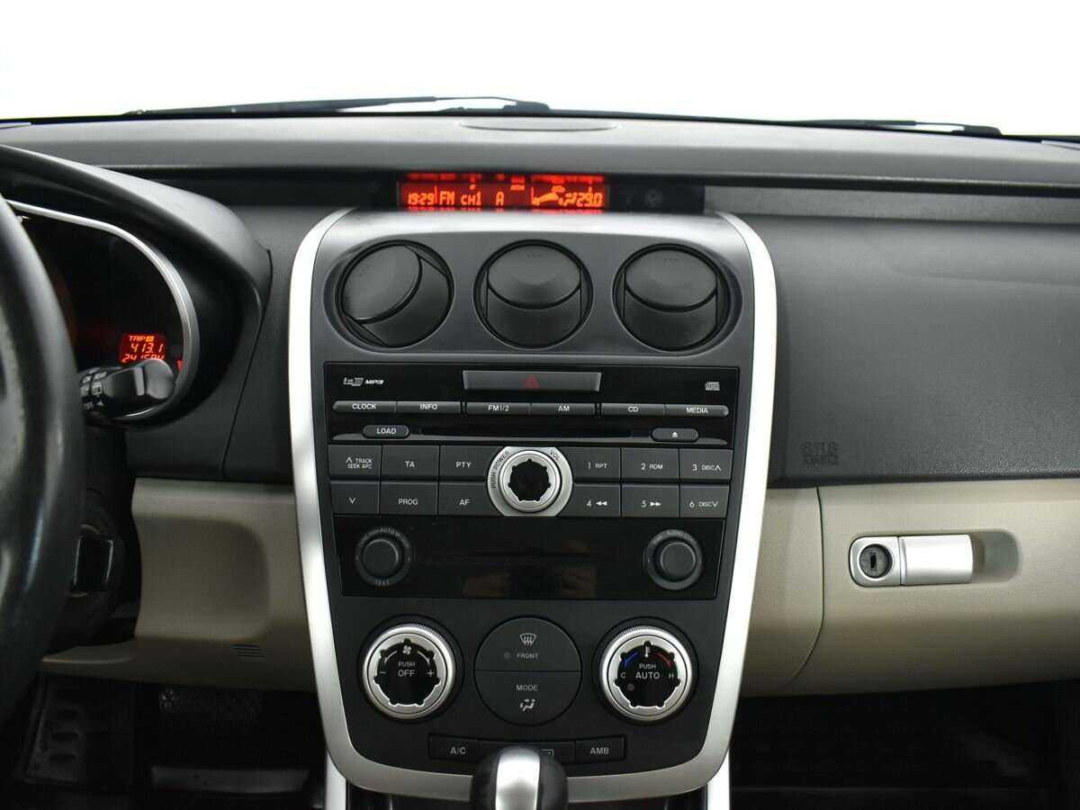 Mazda CX-7 с пробегом — 2008 год. Фото: #11