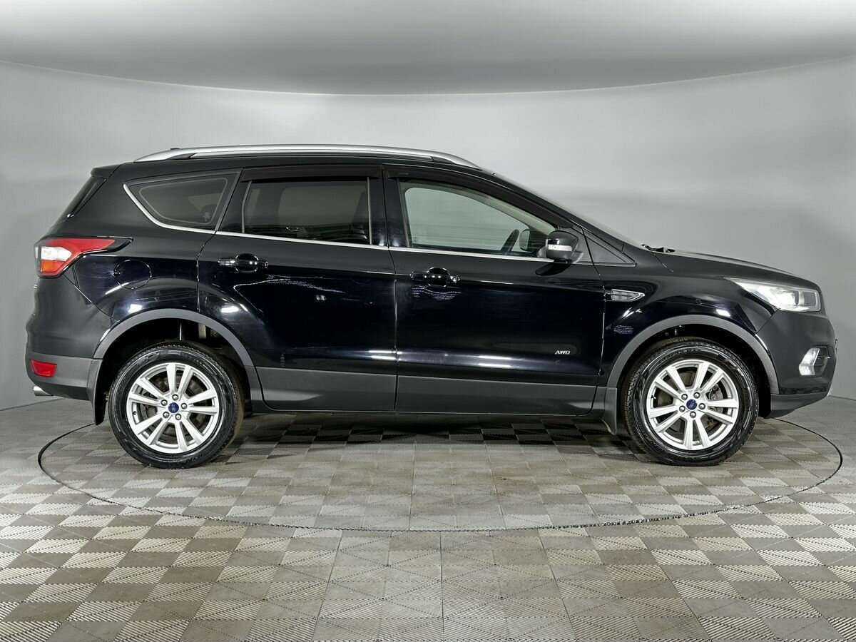 Ford Kuga с пробегом — 2018 год. Фото: #4
