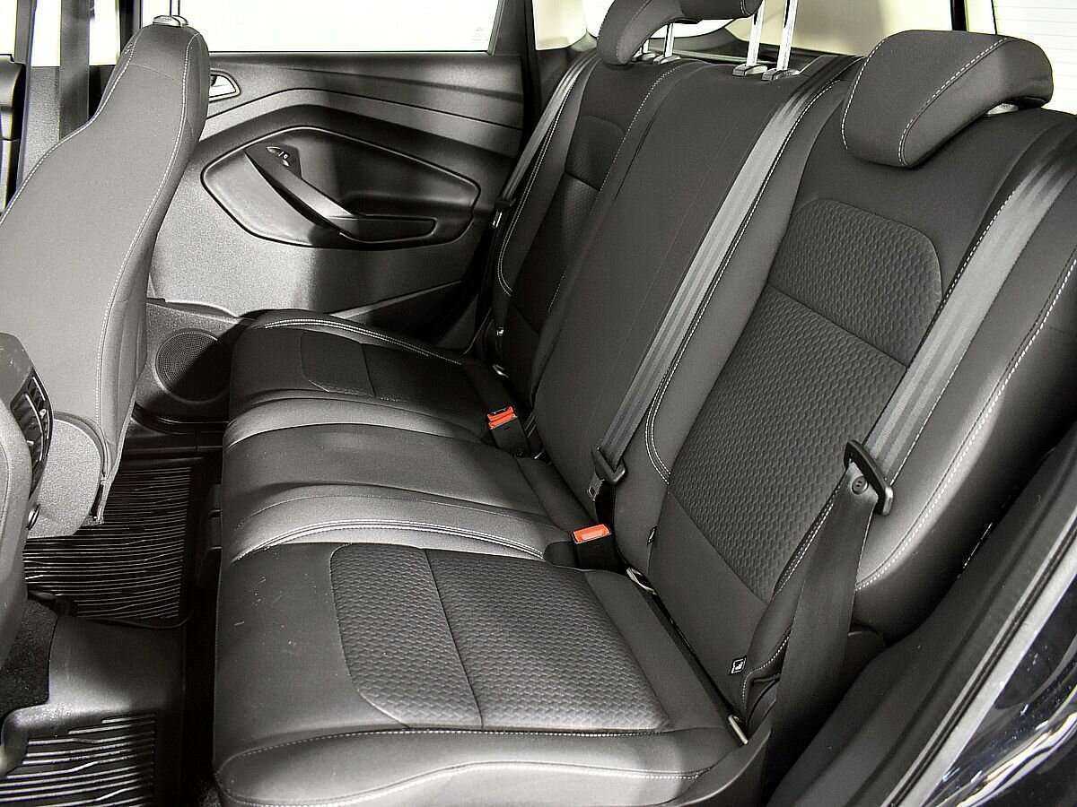 Ford Kuga с пробегом — 2018 год. Фото: #10