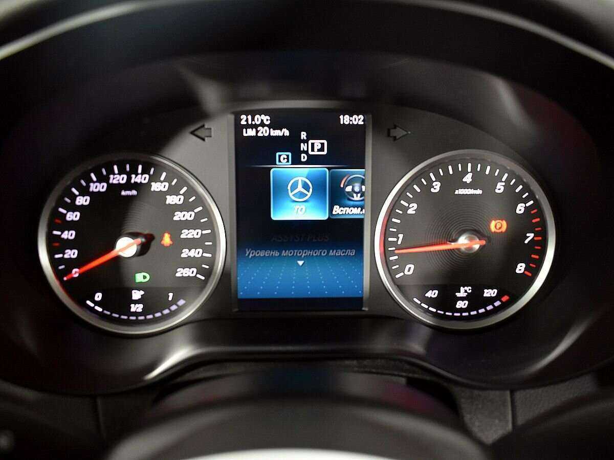 Mercedes-Benz GLC с пробегом — 2019 год. Фото: #11