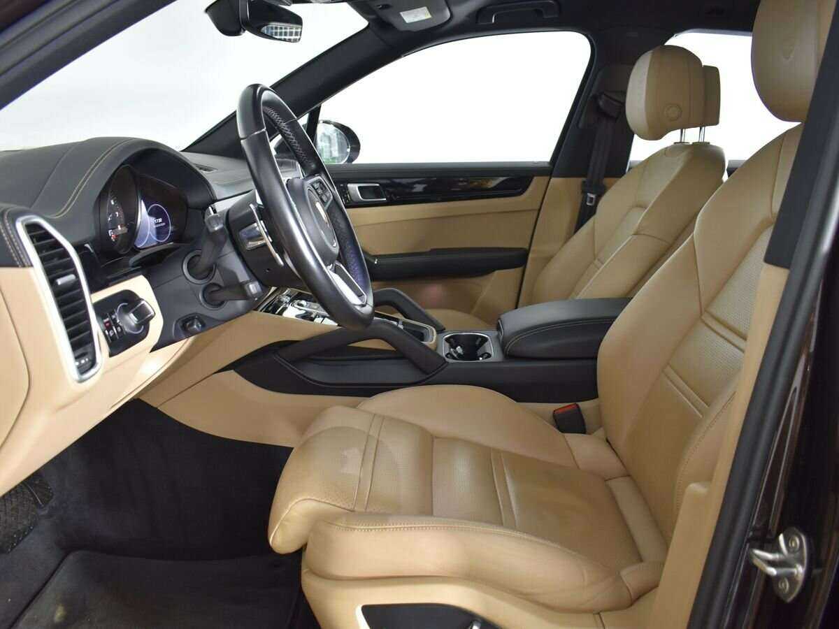 Porsche Cayenne с пробегом — 2018 год. Фото: #7