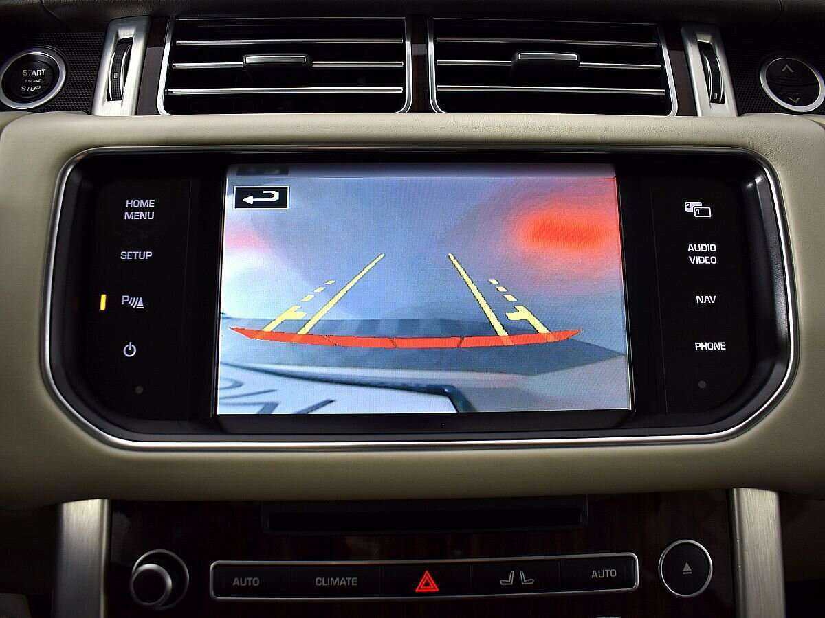 Land Rover Range Rover с пробегом — 2013 год. Фото: #15