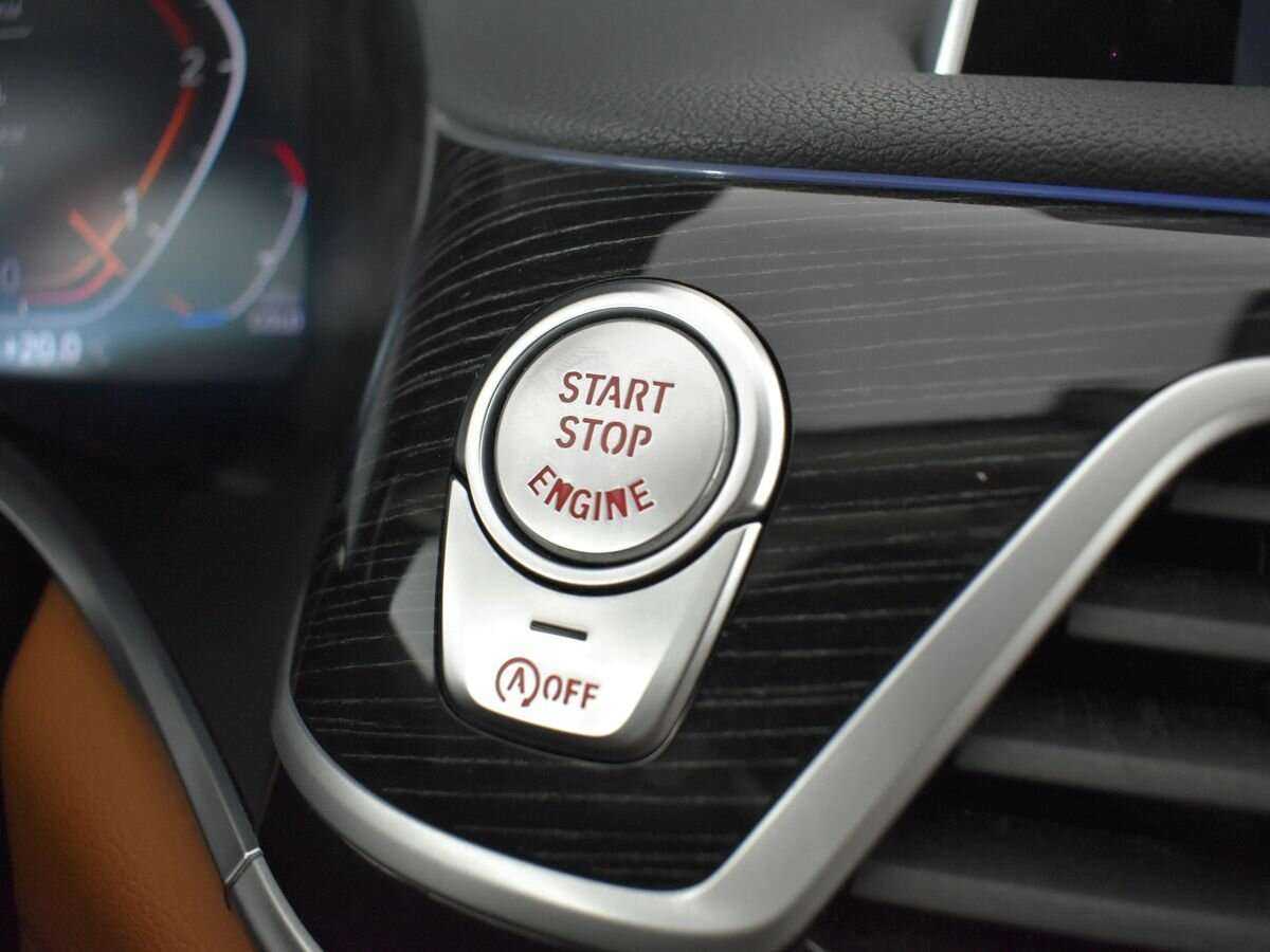 BMW 7 серии с пробегом — 2020 год. Фото: #10