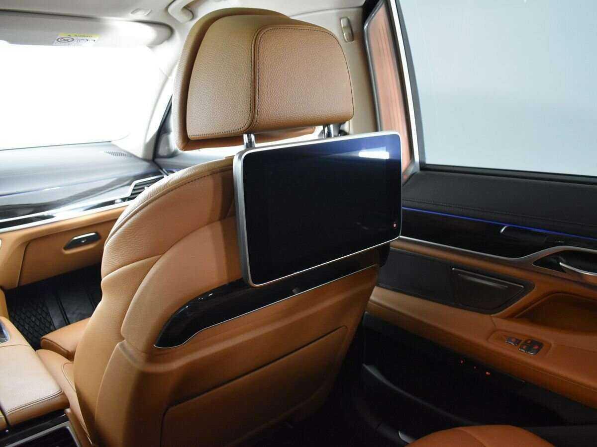 BMW 7 серии с пробегом — 2020 год. Фото: #15