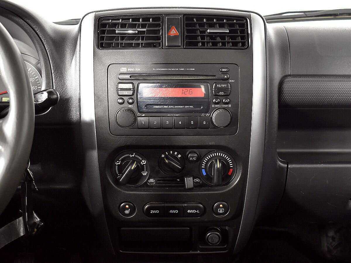 Suzuki Jimny с пробегом — 2008 год. Фото: #11