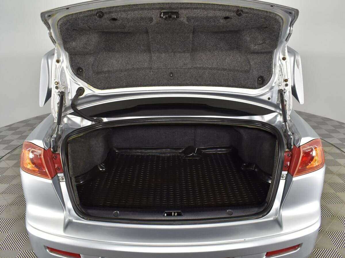 Mitsubishi Lancer с пробегом — 2008 год. Фото: #15