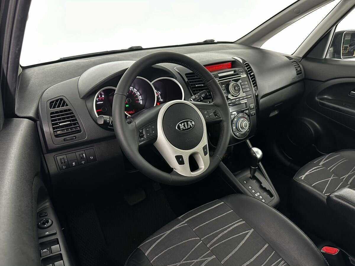 Kia Venga с пробегом — 2013 год. Фото: #6