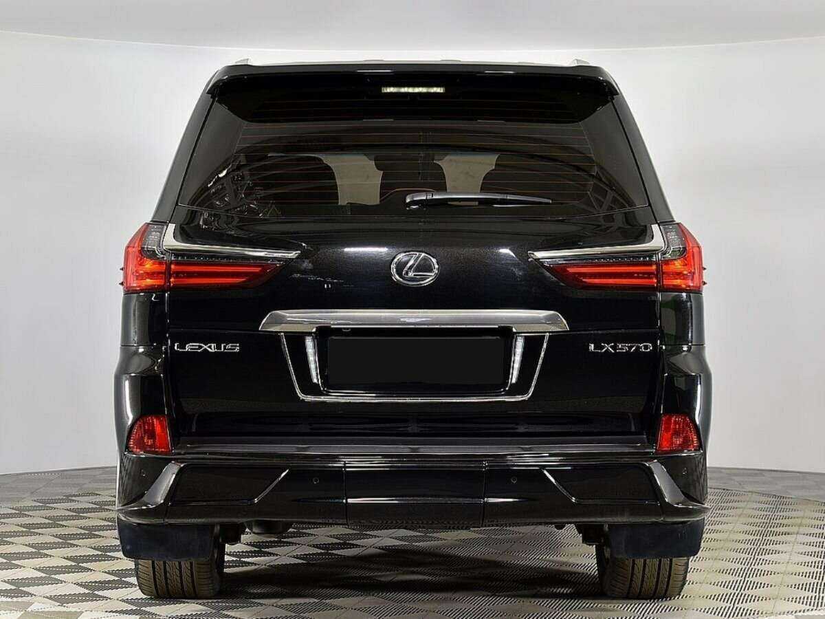 Lexus LX с пробегом — 2016 год. Фото: #3