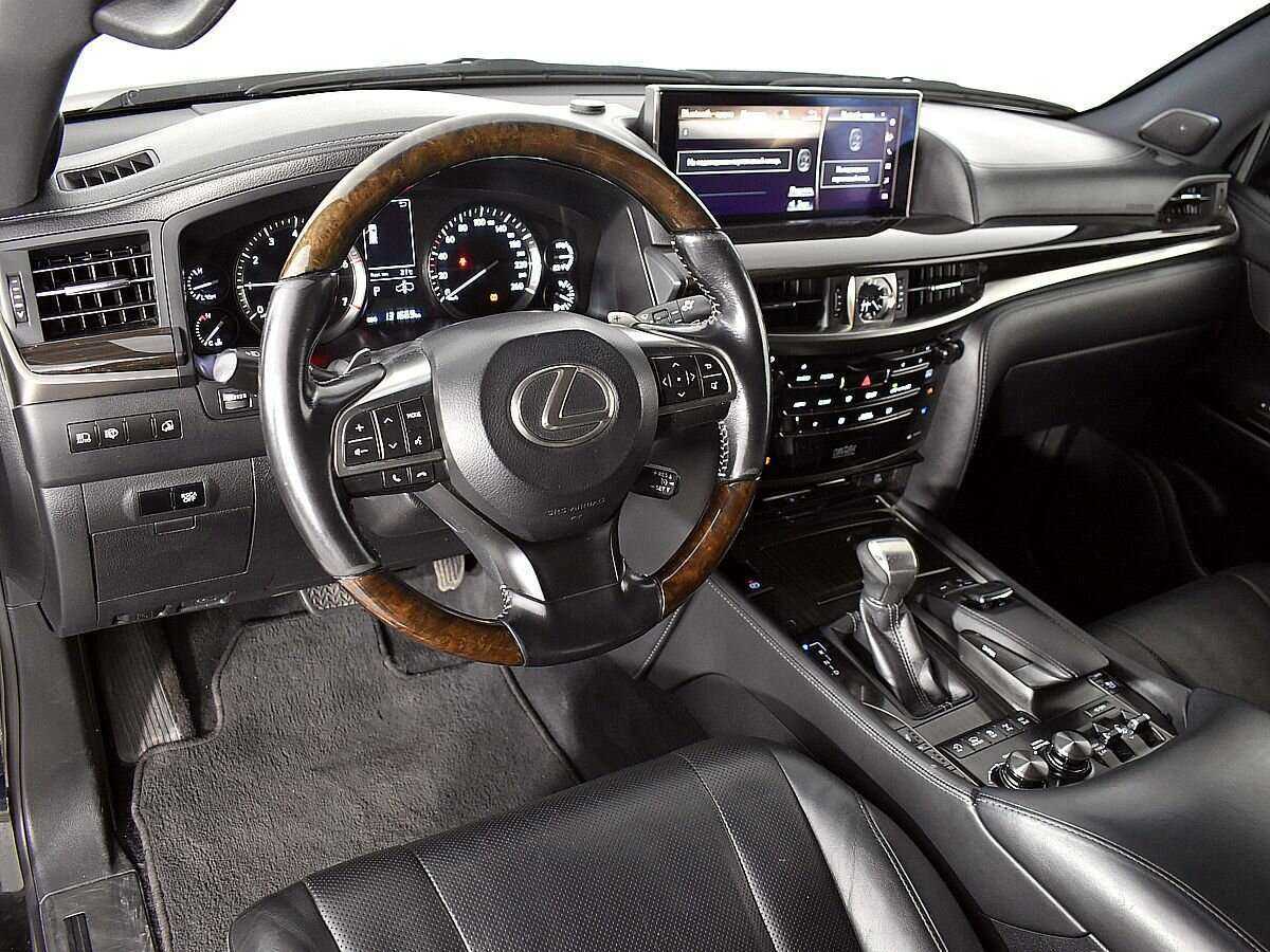Lexus LX с пробегом — 2016 год. Фото: #6