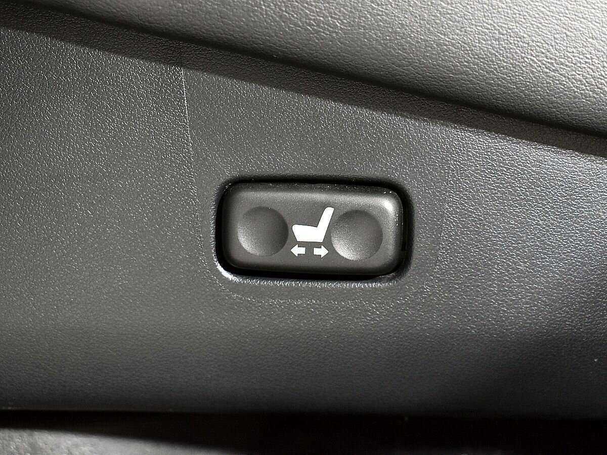 Lexus LX с пробегом — 2016 год. Фото: #11