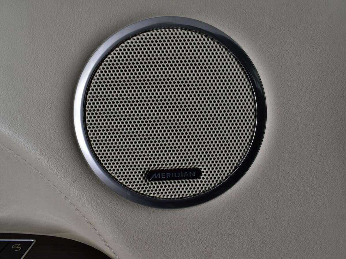 Land Rover Range Rover с пробегом — 2015 год. Фото: #19