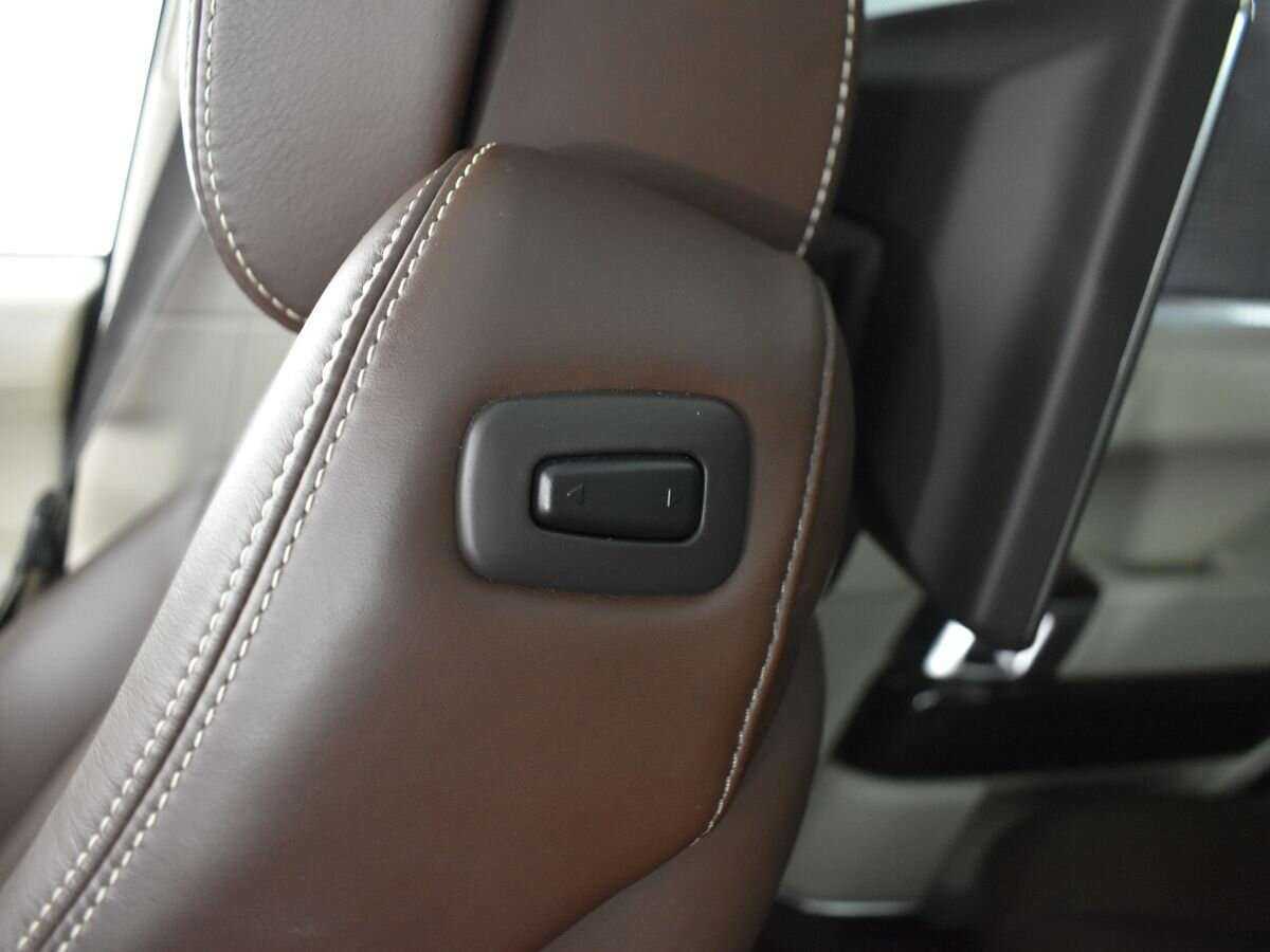 Land Rover Range Rover с пробегом — 2015 год. Фото: #24