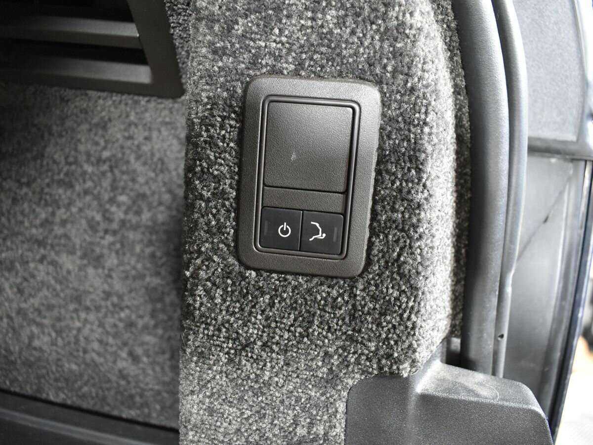 Land Rover Range Rover с пробегом — 2015 год. Фото: #27