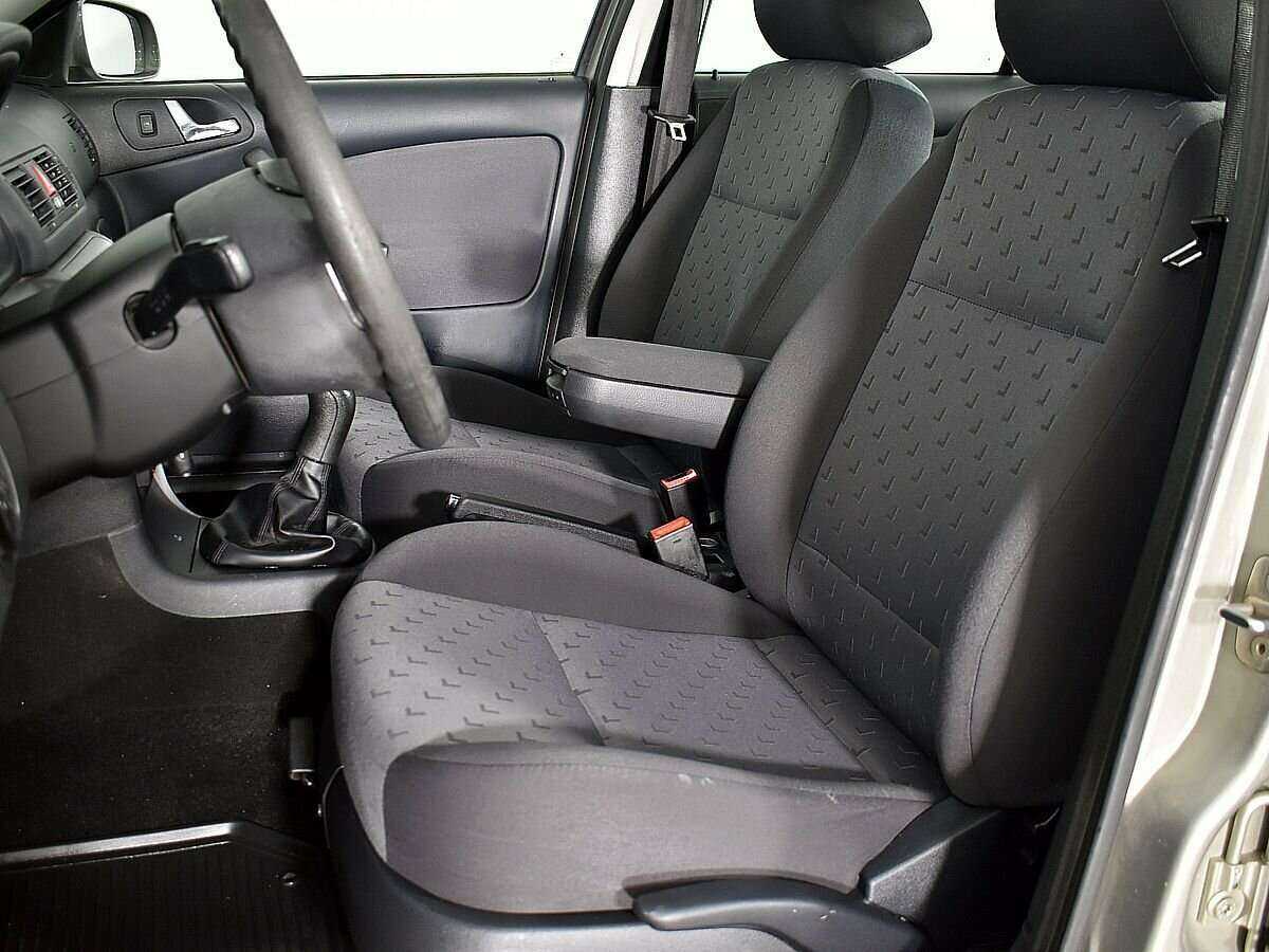 Skoda Octavia с пробегом — 2007 год. Фото: #7