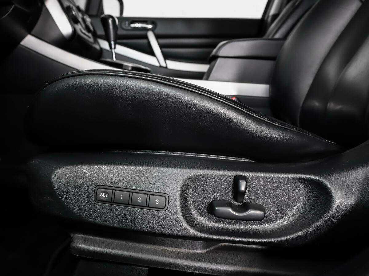 Mazda CX-7 с пробегом — 2011 год. Фото: #9