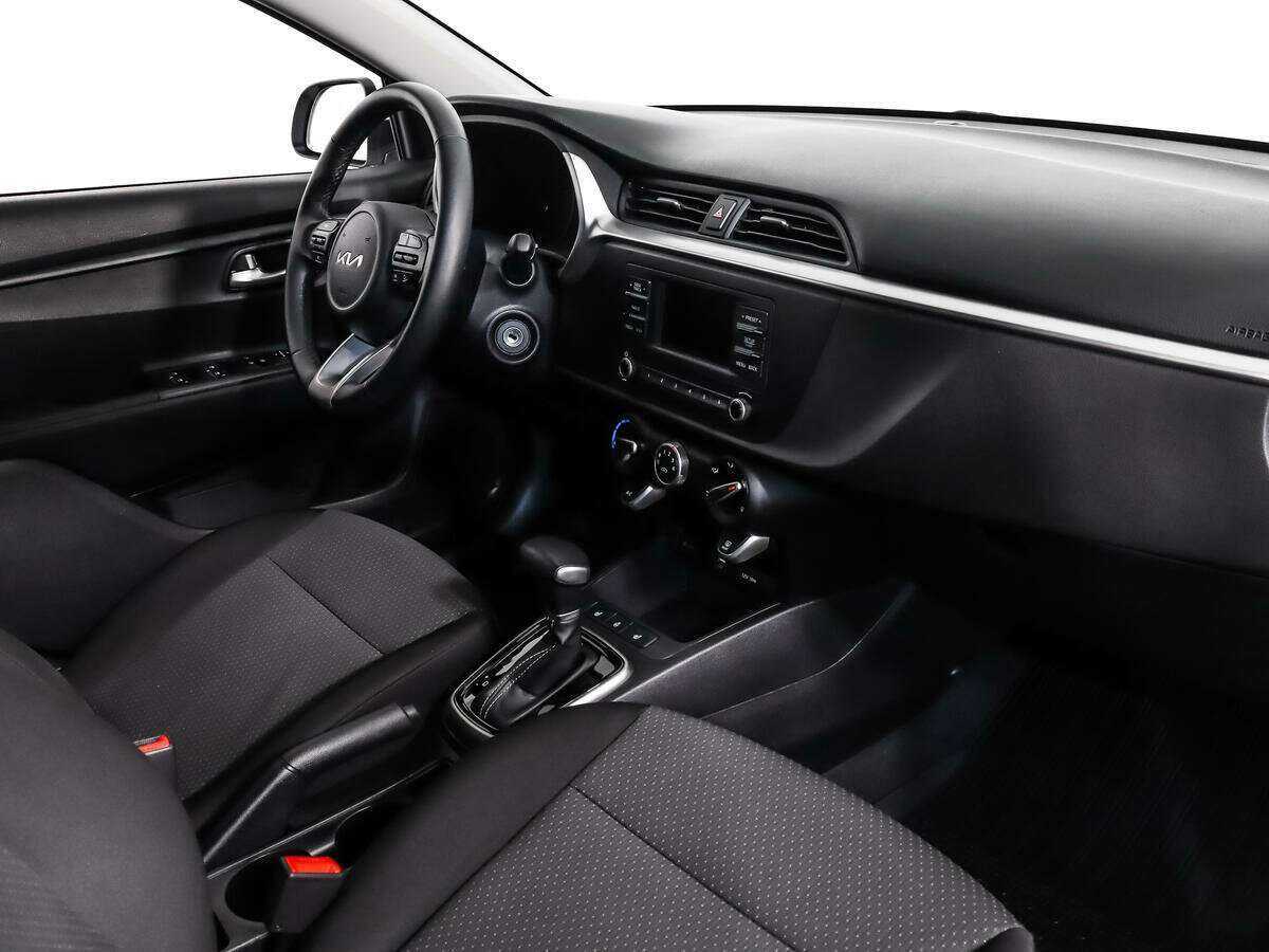 Kia Rio с пробегом — 2021 год. Фото: #10