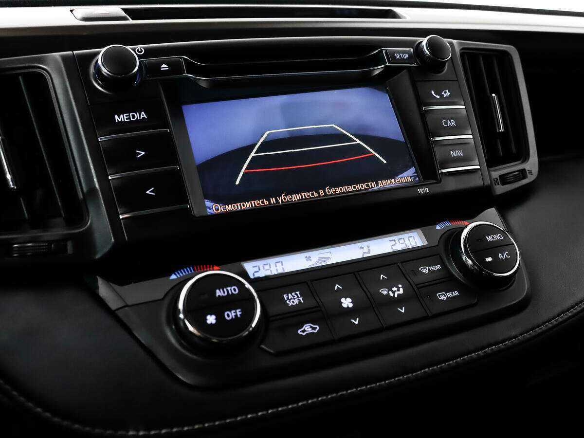 Toyota RAV4 с пробегом — 2016 год. Фото: #13