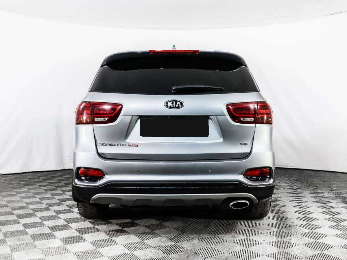 Kia Sorento с пробегом — 2018 год. Фото: #5