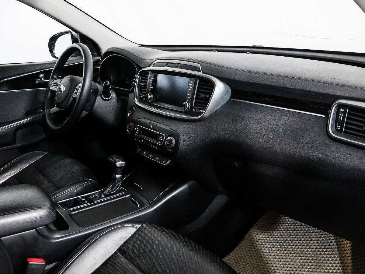 Kia Sorento с пробегом — 2018 год. Фото: #11