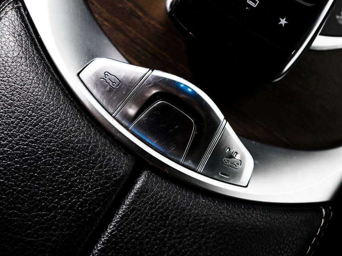 Mercedes-Benz GLC с пробегом — 2015 год. Фото: #12