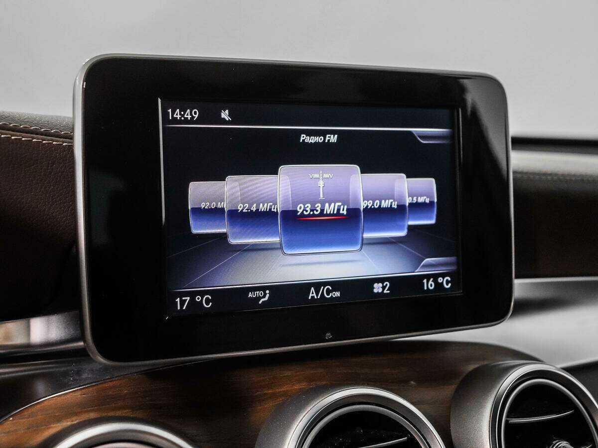 Mercedes-Benz GLC с пробегом — 2015 год. Фото: #17