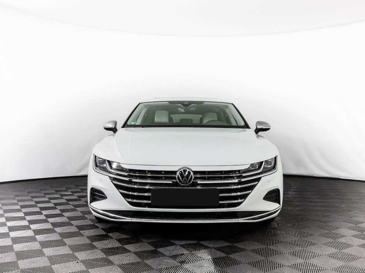 Volkswagen Arteon с пробегом — 2021 год. Фото: #1