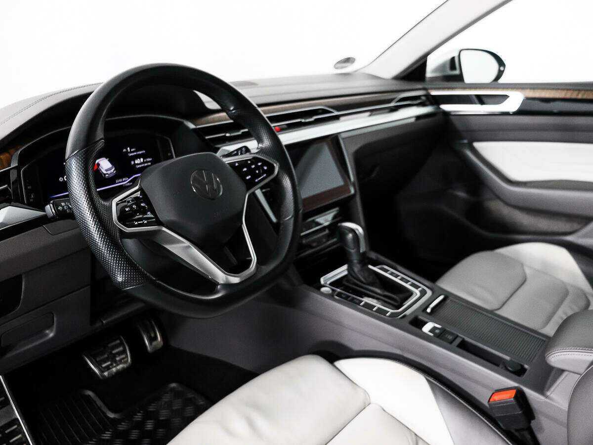 Volkswagen Arteon с пробегом — 2021 год. Фото: #8