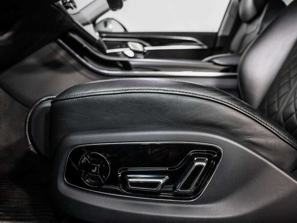 Audi A8 с пробегом — 2020 год. Фото: #9